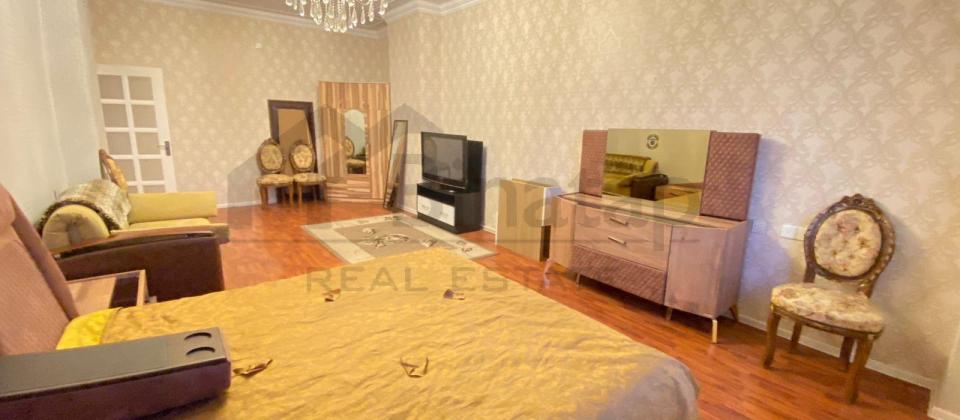 Mərkəzə yaxın Nərimanov rayonu, Xətai prospekti - 5