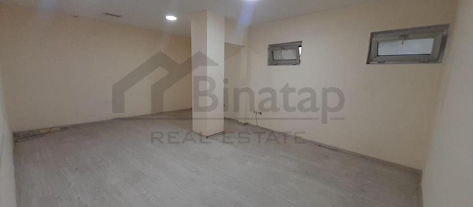 Əhməd Rəcəblidə plazada ofislərin icarəsi 30kv