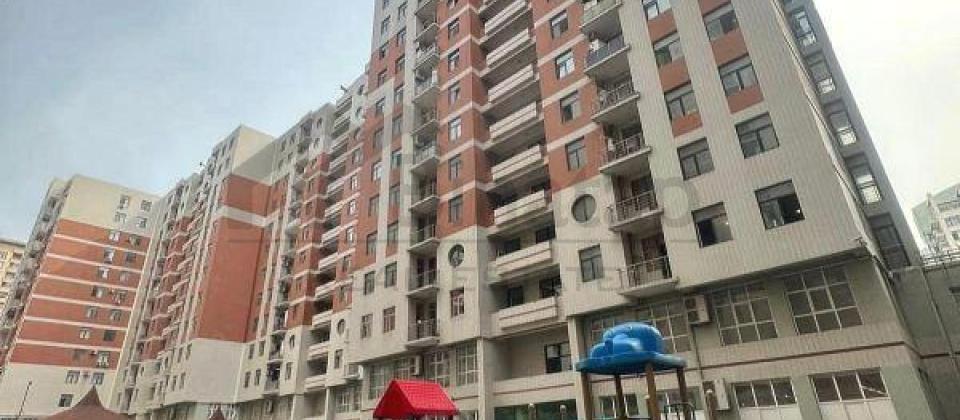 3 otaqlı mənzil satılır/138 kv.m., 8 Noyabr m/s yaxındır - 2