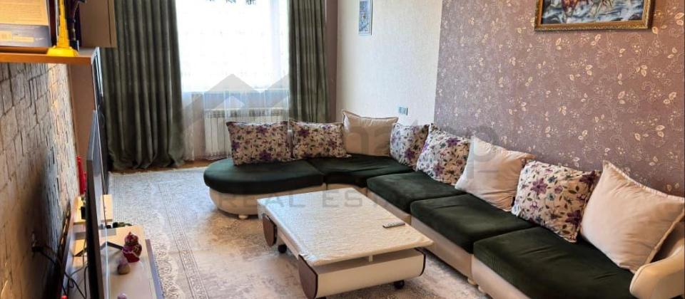 Satılır 3 otaqlı köhnə tikili 105 m², İnşaatçılar m. - 3
