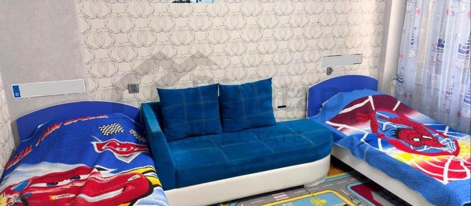 Satılır 3 otaqlı köhnə tikili 105 m², İnşaatçılar m. - 6