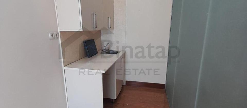 xetaide plazada 3 otaqli ofis icaresi esyali - 9