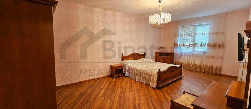 Satılır 7 otaqlı bağ evi 300 m², Novxanı q. - 8