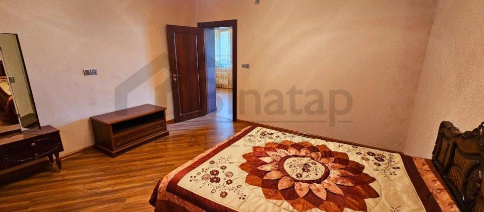 Satılır 7 otaqlı bağ evi 300 m², Novxanı q. - 11