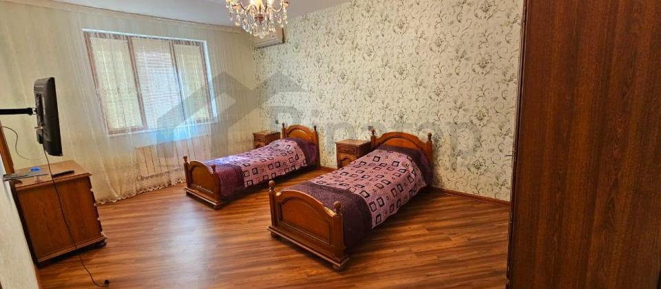 Satılır 7 otaqlı bağ evi 300 m², Novxanı q. - 13