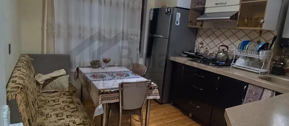 Satılır 111000m. - 3