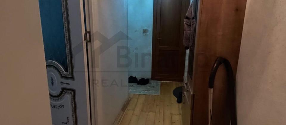 Satılır 111000m. - 8