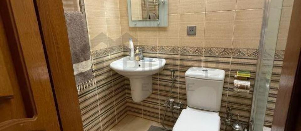 Nərimanov heykəlinin yanı, E.Akademiyası və İçəri Şəhər m/s yaxın 2 otaqlı mənzil satılır/55 kv.m. - 13