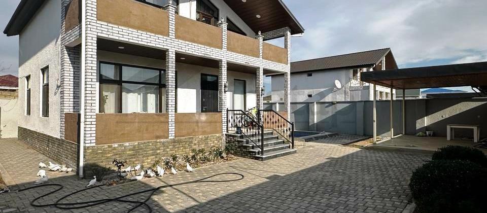 Kirayə verilir 4 otaqlı bağ evi 200 m², Buzovna q