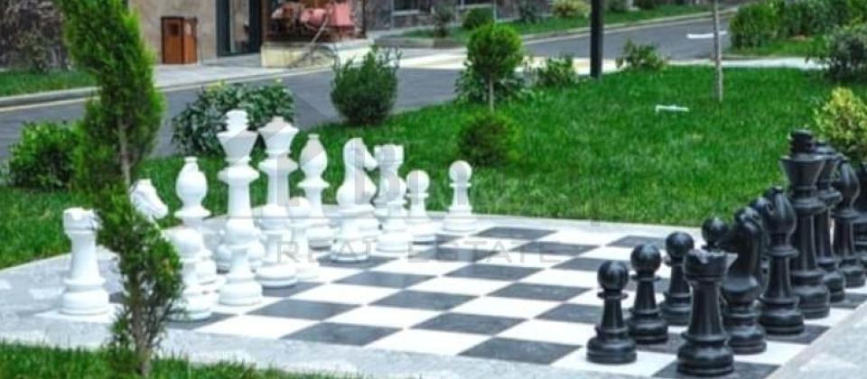 28 May m/s yanında 3 otaqlı mənzil satılır/121 kv.m. - 9