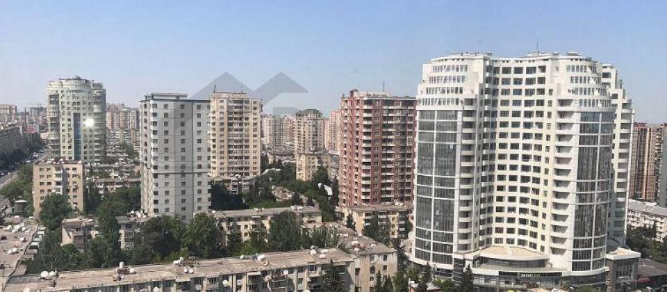 Musabəyov parkı, Elmlər Akademiyası m/s yaxın 4 otaqlı mənzil satılır/177 kv.m. - 2