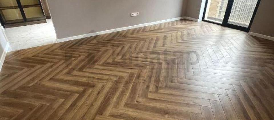 Azadlıq prospekti, 28 May m/s yanında 2 otaqlı mənzil satılır/90 kv.m. - 2