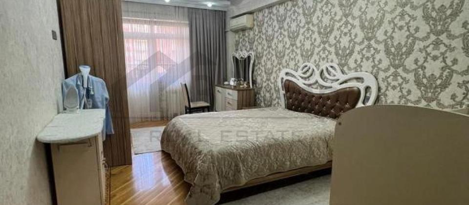 Yeni Yasamal, Bravo supermarketin yanı, İnşaatçılar m/s yaxın 3 otaqlı mənzil satılır/125 kv.m. - 4