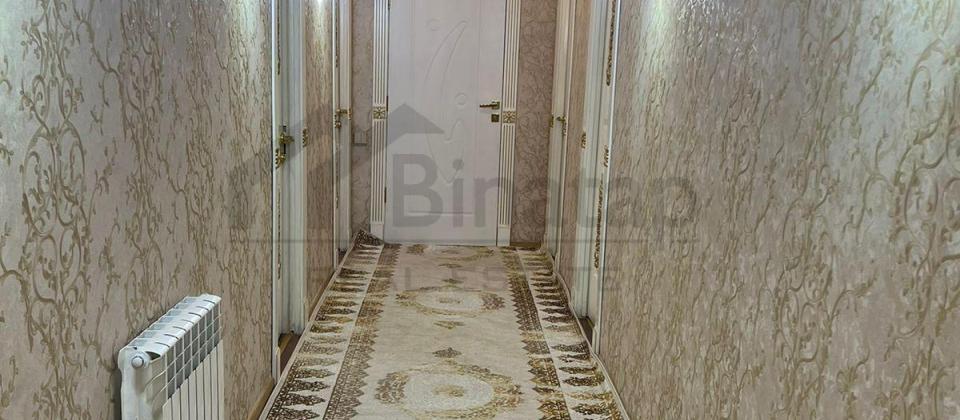 Satılır 4 otaqlı bağ evi 320 m², Novxanı q. - 11