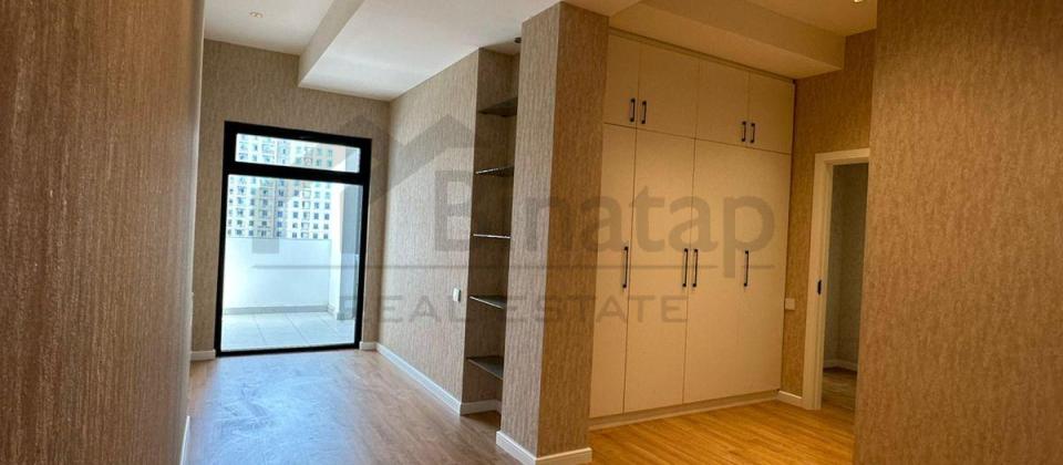 Tibb Universiteti  yaxınlığında, - 4