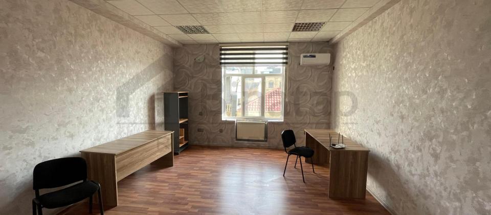 OFİS İCARƏYƏ VERİLİR..! Məmməd Araz küçəsi, Gənclik m/s yaxındır