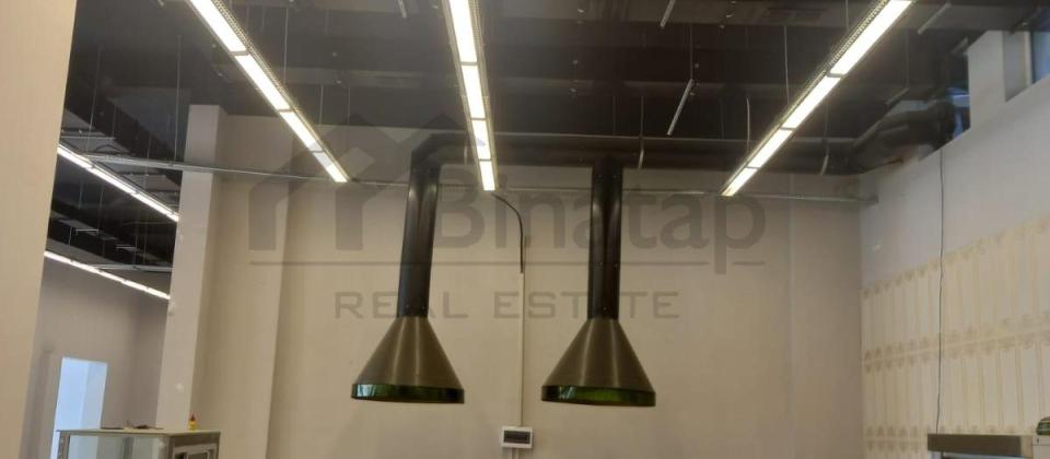 İcarəyə verilir obyekt 840 m², Neftçilər m. - 6