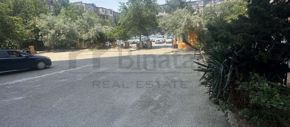 Satılır 2 otaqlı yeni tikili 60 m², İnşaatçılar m. - 10