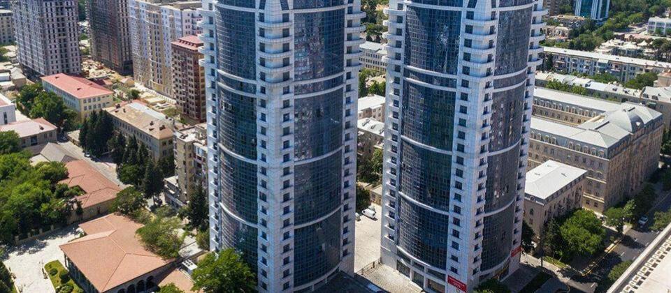 Zabitlər parkının yanında 4 otaqlı mənzil satılır/189 kv.m. - 3