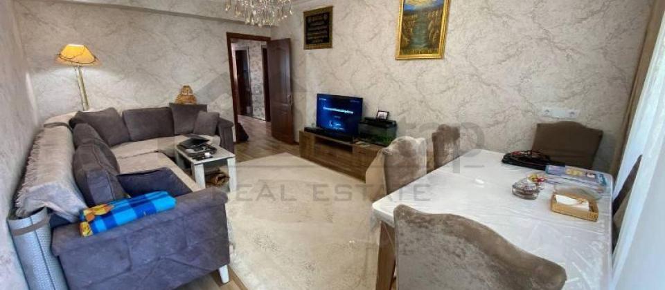 A.M.Şərifzadə küçəsi, İnşaatçılar m/s yaxın 2 otaqlı mənzil satılır/70 kv.m. - 2