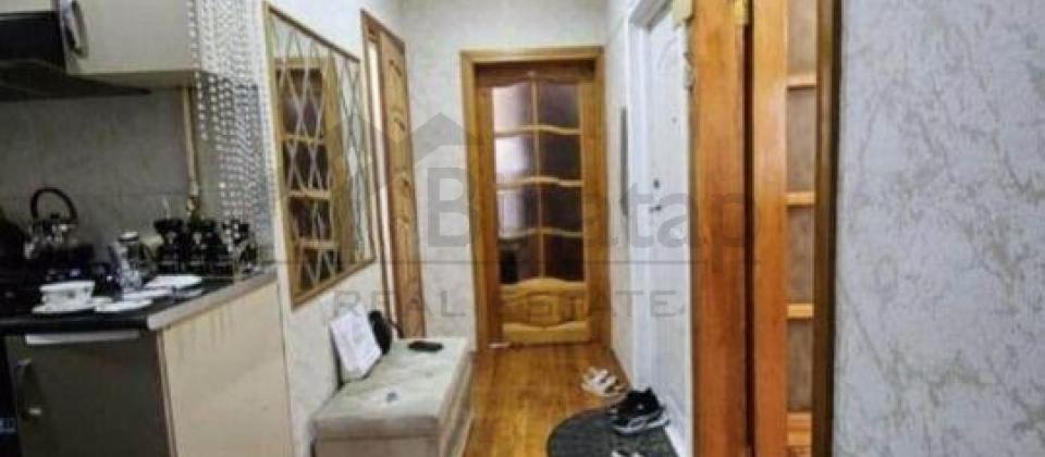 Satılır 3 otaqlı köhnə tikili 60 m², Həzi Aslanov m. - 10