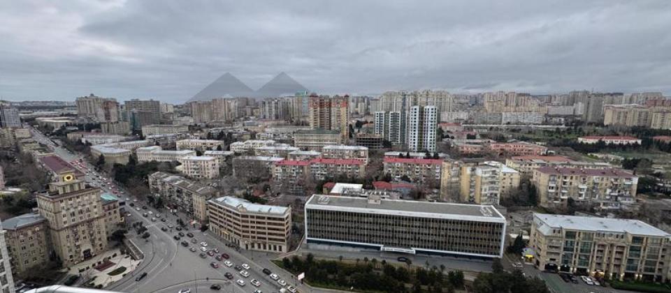 Statistika Komitəsinin yanı, Mərkəzi park və Nizami m/s yaxın 3 otaqlı mənzil satılır/127 kv.m. - 13