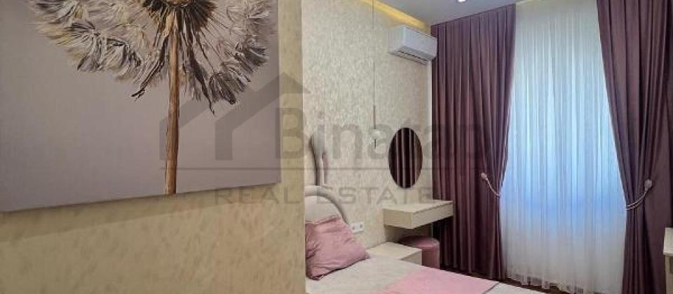 Tbilisi prospekti, 8 Noyabr m/s yaxın 4 otaqlı mənzil satılır/145 kv.m. - 6