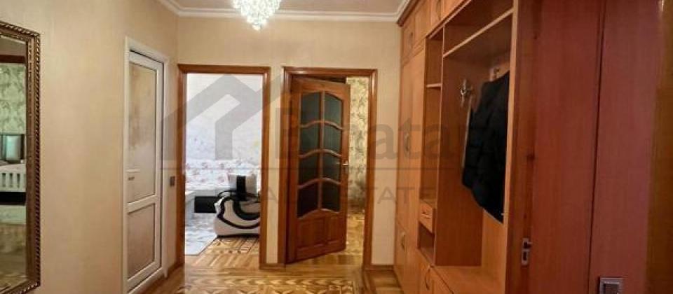 Yasamal parkının yanında 4 otaqlı mənzil satılır/110 kv.m. - 9