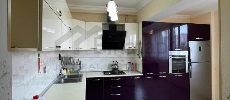 Yasamal parkının yanında 4 otaqlı mənzil satılır/110 kv.m. - 12