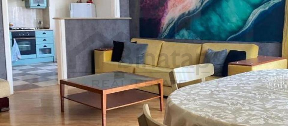 Statistika Komitəsinin yanı, Nizami m/s yaxın 3 otaqlı mənzil satılır/126 kv.m. - 2