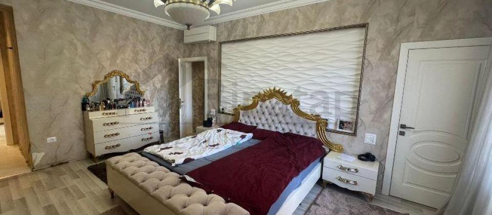 Olimpik Star və Neftçi bazaya yaxın 4 otaqlı mənzil satılır/210 kv.m. - 6