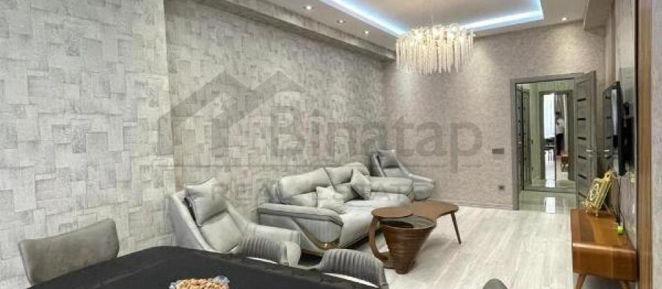 Həsən Əliyev (İnqlab), Tibb Universitetinə yaxın 3 otaqlı mənzil satılır/101 kv.m. - 2