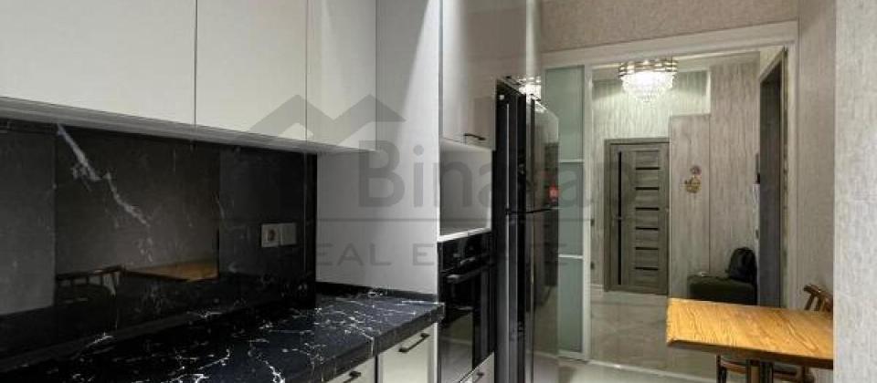 Həsən Əliyev (İnqlab), Tibb Universitetinə yaxın 3 otaqlı mənzil satılır/101 kv.m. - 9