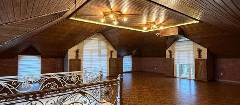 SATIŞDA MÖHTƏŞƏM VİLLA..! Novxanı qəsəbəsində yerləşir/760 kv.m. - 12