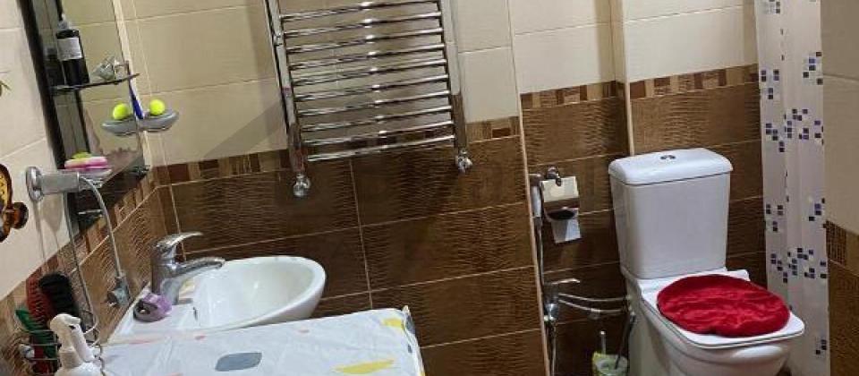 A.M.Şərifzadə küçəsi, İnşaatçılar m/s yaxın 2 otaqlı mənzil satılır/68 kv.m. - 9