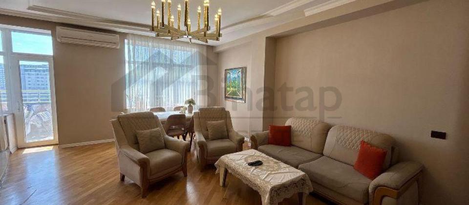 Həsən Əliyev küçəsi, Gənclik m/s və Malla yaxın 3 otaqlı mənzil satılır/117 kv.m. - 3