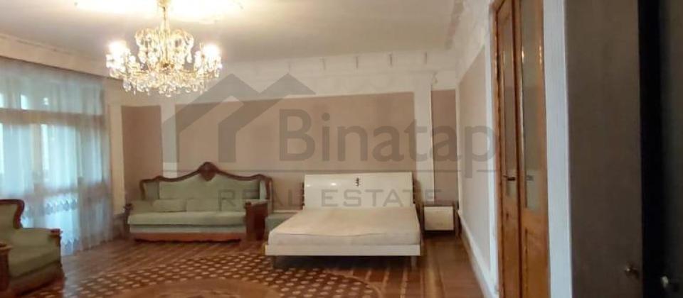 Satılır 3 otaqlı köhnə tikili 87 m², Elmlər Akademiyası m. - 9