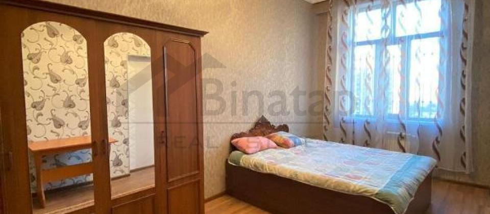 Qələbə dairəsi, Baku Mall'un yanı, İnşaatçılar m/s yaxın 3 otaqlı mənzil satılır/110 kv.m. - 3