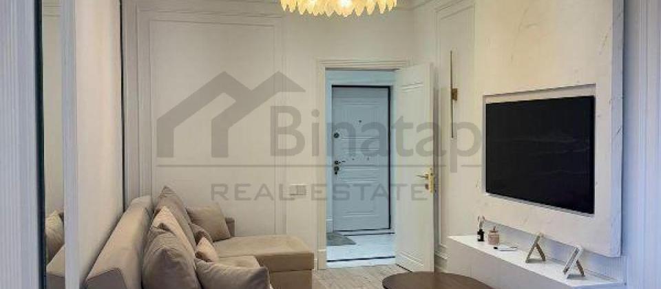 8 Noyabr prospekti, Nargilə dairəsinin yanında 3 otaqlı mənzil satılır/92 kv.m. - 2