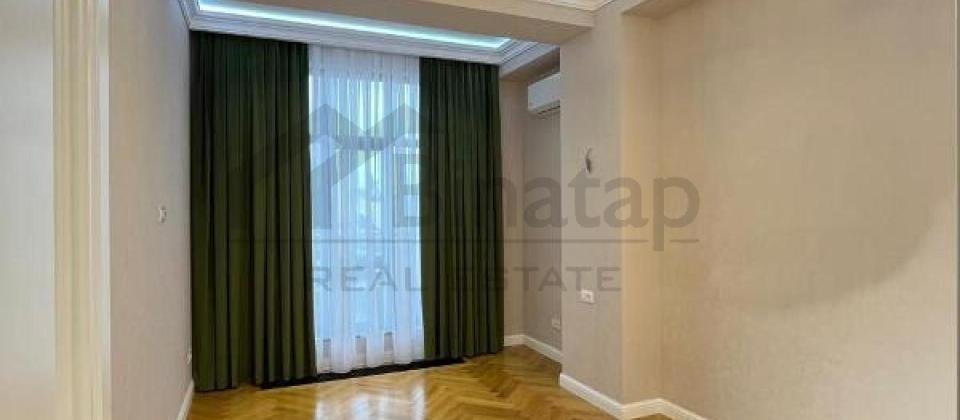 Təhsil Nazirliyinin yanında 3 otaqlı mənzil satılır/147 kv.m. - 6