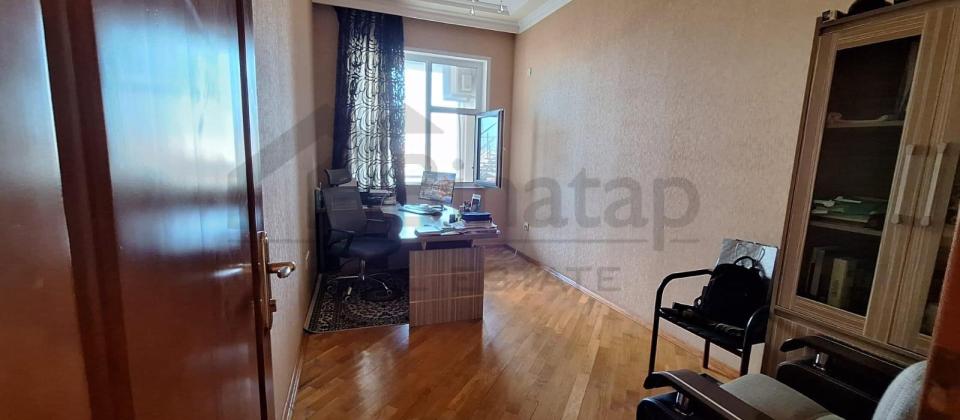 Satılır 3 otaqlı yeni tikili 165 m², Elmlər Akademiyası m. - 7