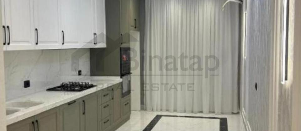 Niaqara restoranının yanı, Tibb Universitetinə yaxın 3 otaqlı mənzil satılır/145 kv.m.