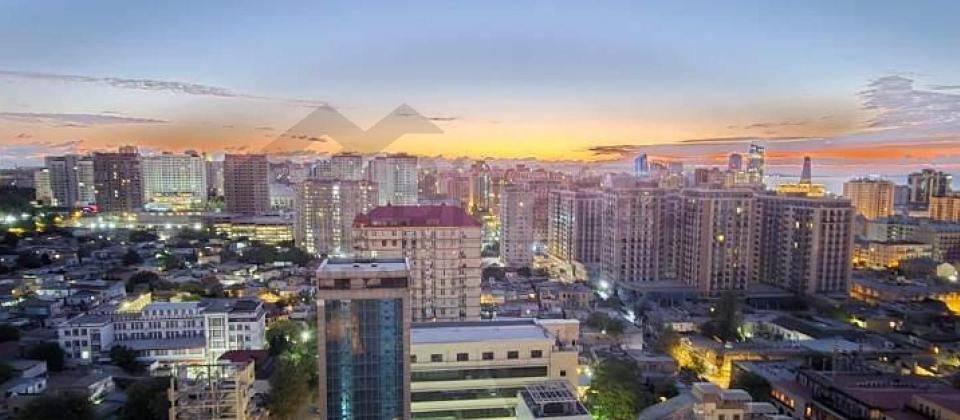 TƏCİLİ SATILIR..! Nizami m/s yanında 3 otaqlı mənzil satılır/145 kv.m.