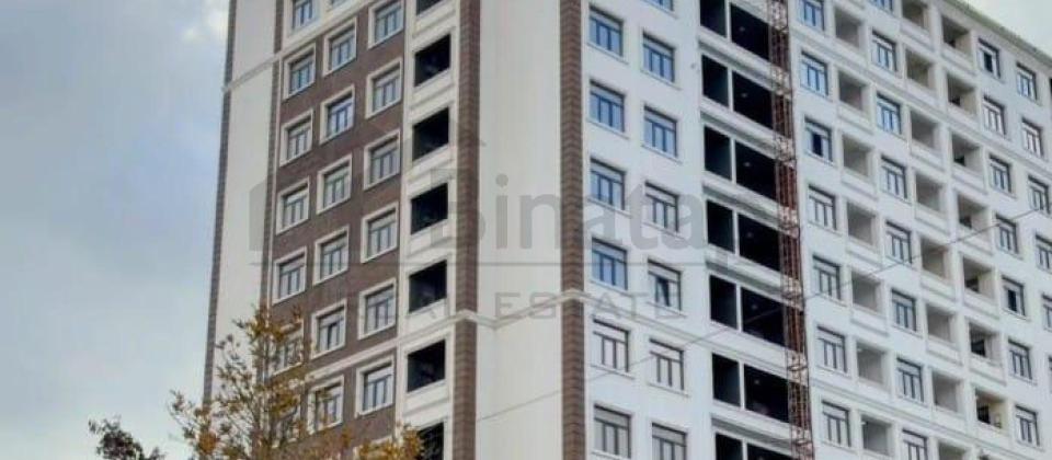 Neftçilər metrosuna 2 dəqiqəlik məsafədə, Təmirli 2 otaqlı mənzilimi Təcili Satıram!