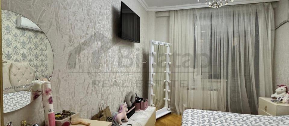 Çapayev, Şərq bazarı və 28 May m/s yaxın 3 otaqlı mənzil satılır/76 kv.m. - 4