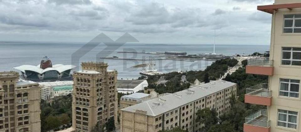 Flame Towers və Şəhidlər Xiyabanı'nın yanı, Hillside Residence'də 4 otaqlı mənzil satılır/214 kv.m. - 2