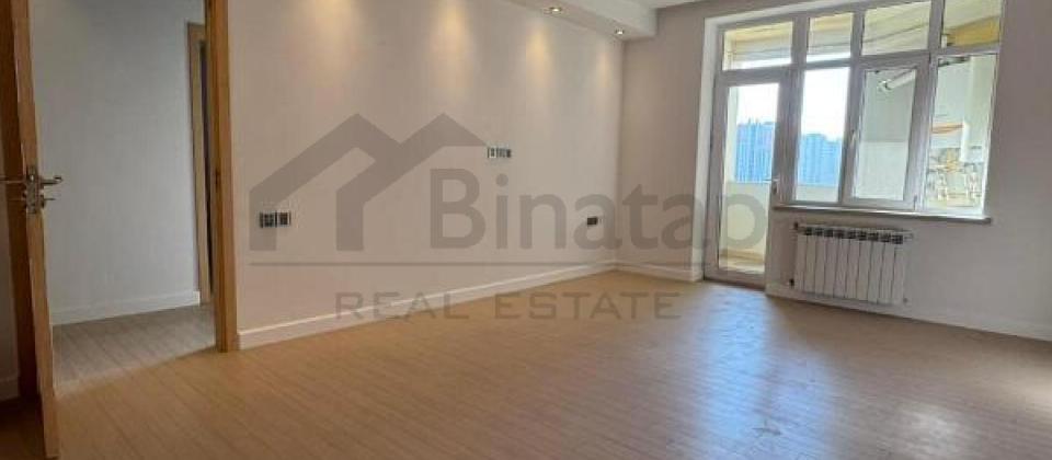 8 Noyabr m/s və Lider tvyə yaxın, İst Petrolun yanında 4 otaqlı mənzil satılır/210 kv.m. - 3