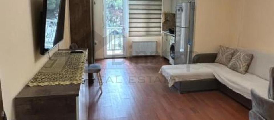 Odlar Yurdu Universiteti, Gənclik və Nərimanov m/s yaxın 1 otaqlı mənzil satılır/35 kv.m. - 2