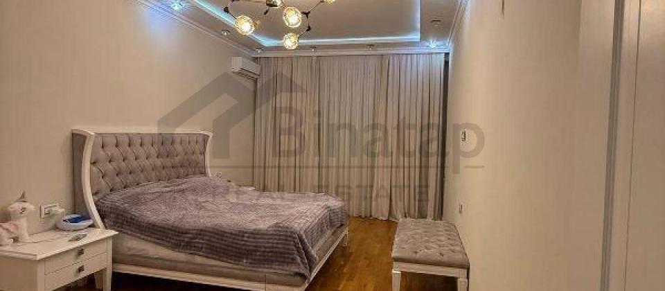 Bakı əyləncə mərkəzi və Xətai m/s yaxın 3 otaqlı mənzil satılır/192 kv.m. - 9