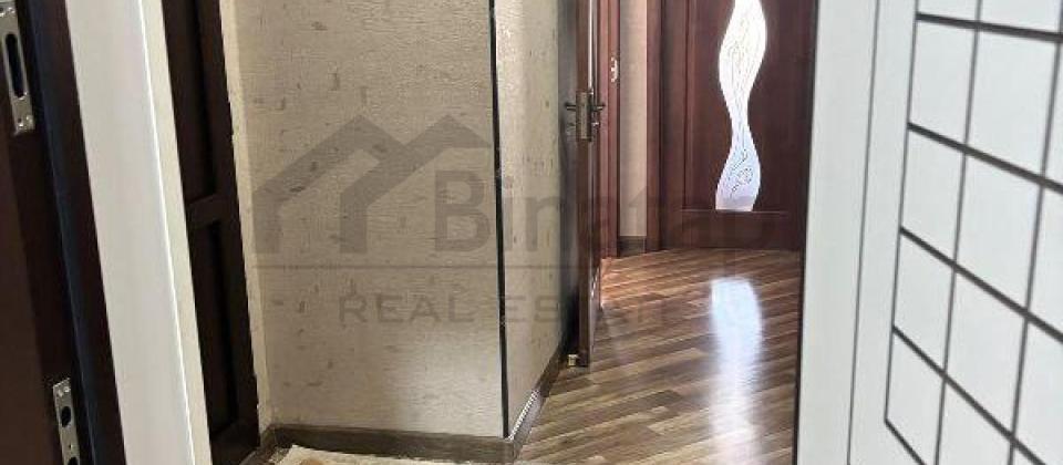 Qarabağ küçəsi, Təhsil Nazirliyi və Heydər Əliyev mərkəzinə yaxın 3 otaqlı mənzil satılır/92 kv.m. - 11